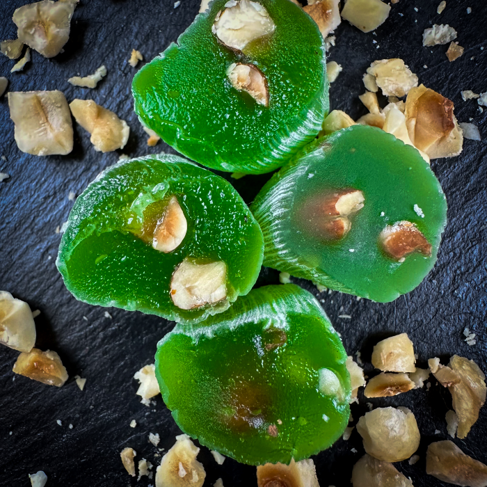 Ābolu pirkstiņi ar aprikožu kauliņiem